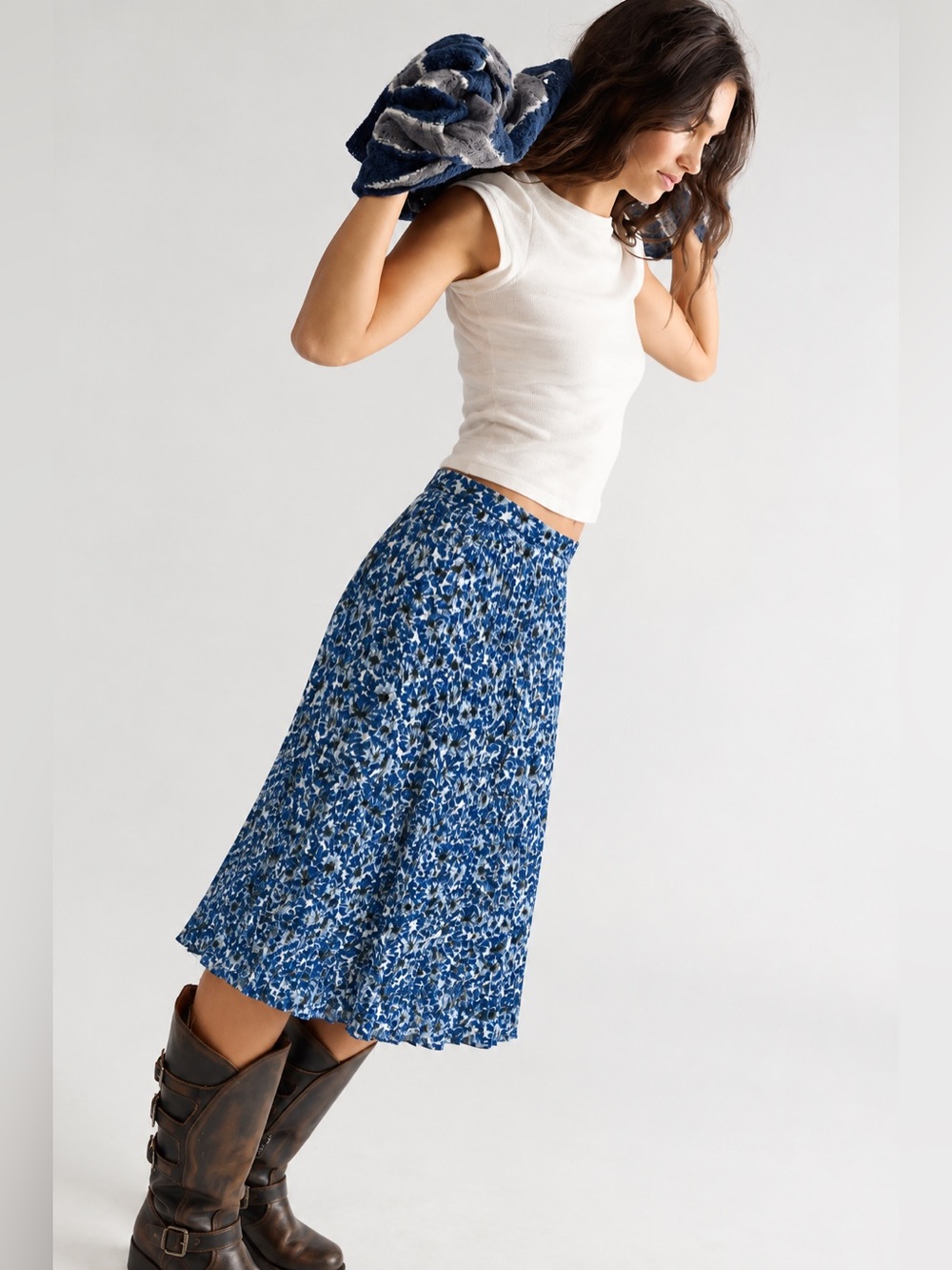 Brooks Brothers Blue Floral A-Line lined Midi pleated Skirt